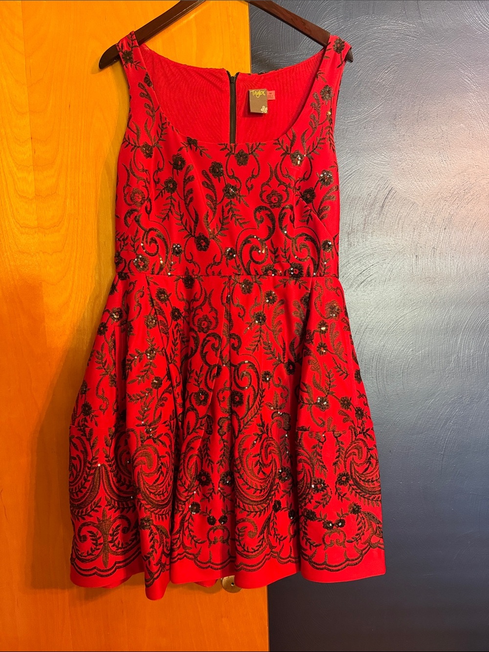 Just...Taylor Red Sleeveless Embroidered Mini Dress